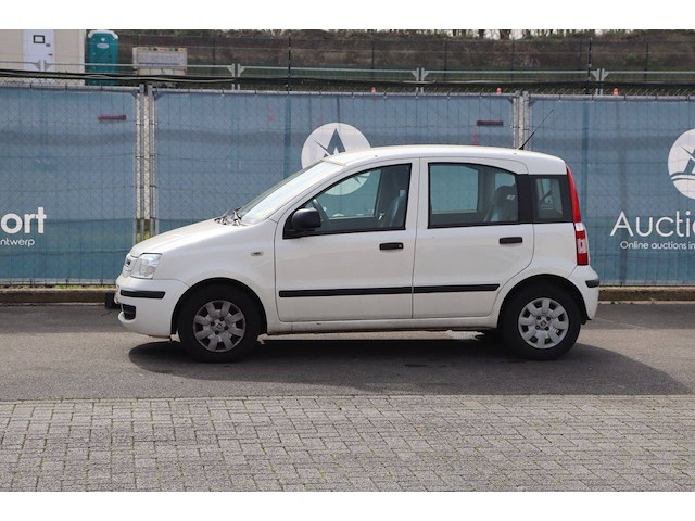 Personenauto fiat panda benzine 60pk 2010 (marge) - afbeelding 1 van  1