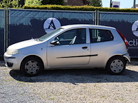 Personenauto fiat punto benzine 60pk 2005 (marge)