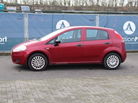 Personenauto fiat punto benzine 65pk 2009 (marge) - afbeelding 1 van  1
