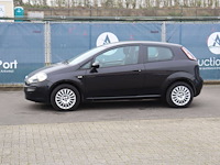 Personenauto fiat punto benzine 65pk 2010 (marge)