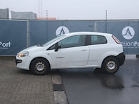 Personenauto fiat punto benzine 69pk 2011 (marge)