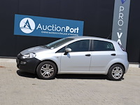 Personenauto fiat punto benzine 69pk 2012 (marge)