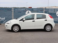 Personenauto fiat punto benzine 69pk 2016 (marge)