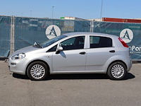 Personenauto fiat punto benzine 69pk 2016 (marge) - afbeelding 1 van  1