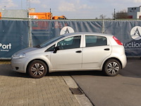 Personenauto fiat punto benzine 77pk 2014 (marge) - afbeelding 1 van  1