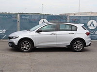 Personenauto fiat tipo benzine 101pk 2021 (marge) - afbeelding 1 van  1