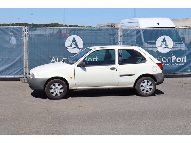 Personenauto ford fiesta benzine 70pk 1999 - afbeelding 1 van  1