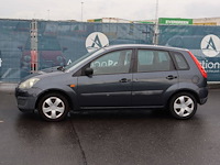 Personenauto ford fiesta benzine 70pk 2006 (marge) - afbeelding 1 van  1