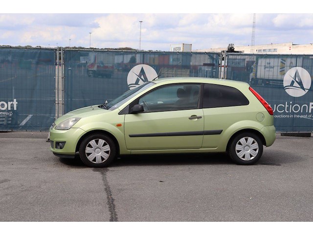 Personenauto ford fiesta benzine 70pk 2006 (marge) - afbeelding 1 van  1