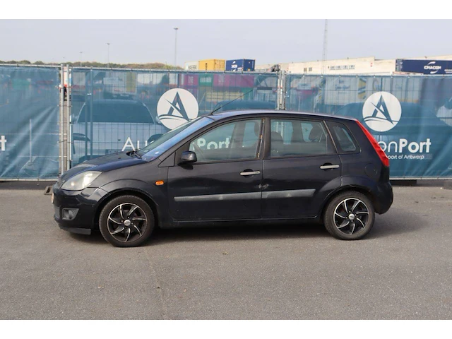 Personenauto ford fiesta benzine 70pk 2006 (marge) - afbeelding 1 van  1