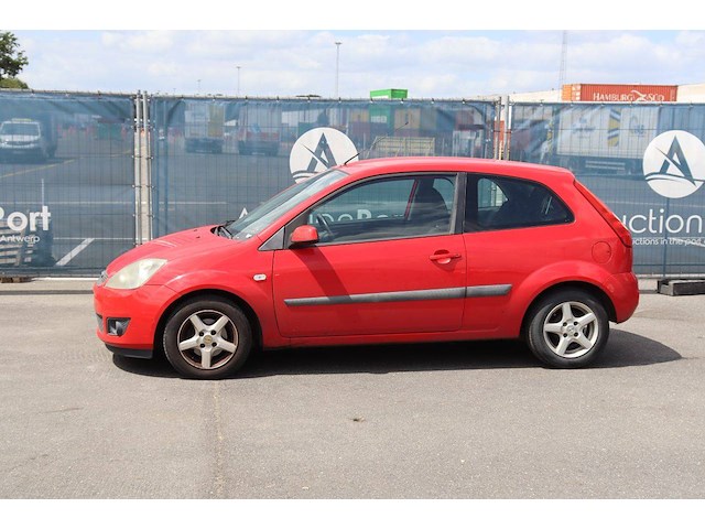 Personenauto ford fiesta benzine 70pk 2007 (marge) - afbeelding 1 van  1