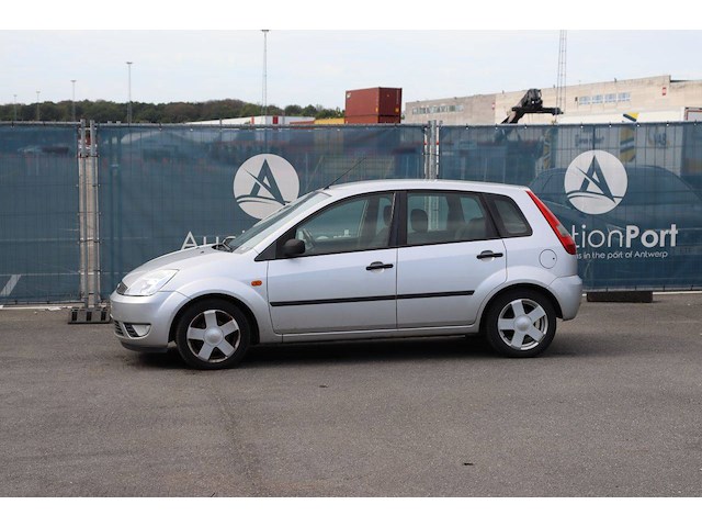 Personenauto ford fiesta benzine 95pk 2003 (marge) - afbeelding 1 van  1