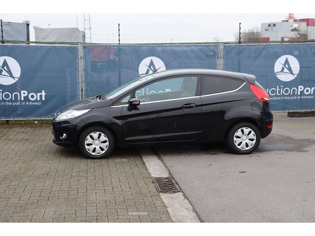 Personenauto ford fiesta benzine 96pk 2010 (marge) - afbeelding 1 van  1