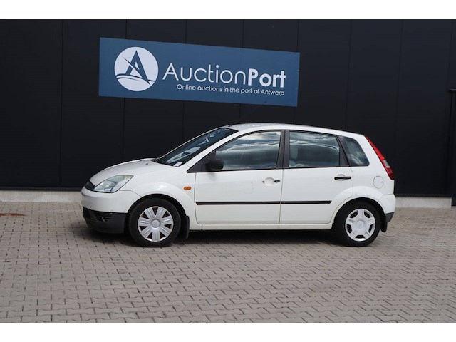 Personenauto ford fiesta benzine - afbeelding 1 van  1