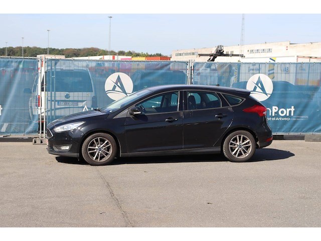 Personenauto ford focus benzine 100pk 2015 (marge) - afbeelding 1 van  1