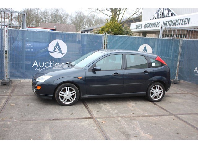 Personenauto ford focus benzine 116pk 2000 - afbeelding 1 van  1