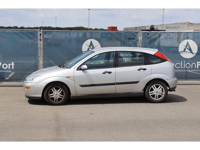 Personenauto ford focus benzine 80pk 2001 (marge) - afbeelding 1 van  1