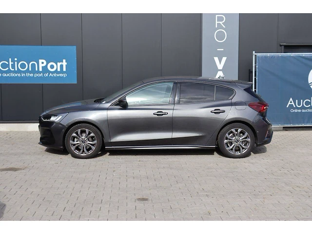 Personenauto ford focus benzine (marge) - afbeelding 1 van  1