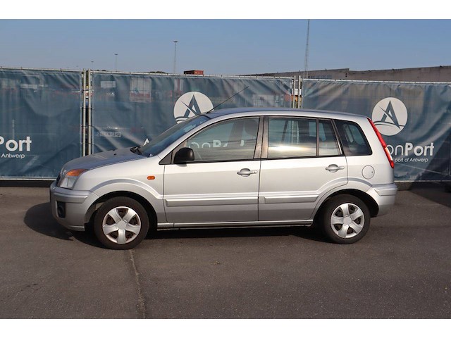 Personenauto ford fusion benzine 80pk 2010 (marge) - afbeelding 1 van  1