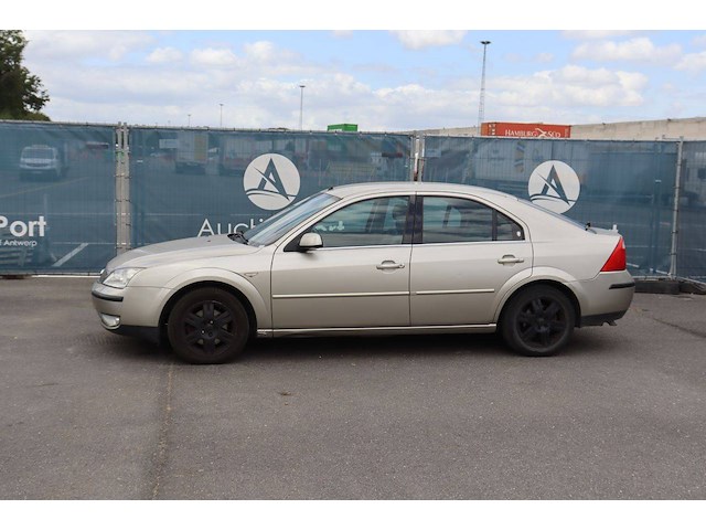Personenauto ford mondeo benzine 125pk 2005 (marge) - afbeelding 1 van  1