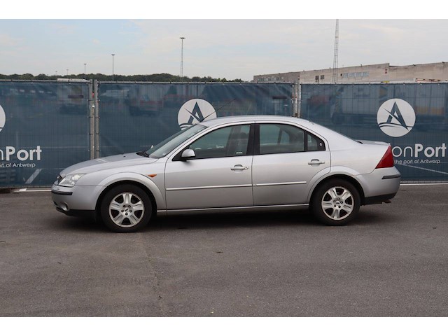 Personenauto ford mondeo benzine 130pk 2002 (marge) - afbeelding 1 van  1