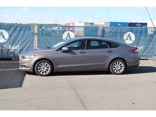 Personenauto ford mondeo benzine 160pk 2015 (marge) - afbeelding 1 van  1