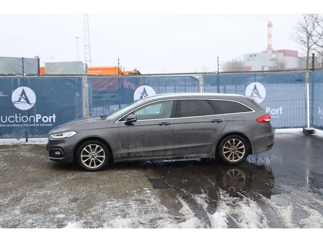 Personenauto ford mondeo benzine (hybride) 140pk 2019 (marge) - afbeelding 1 van  1