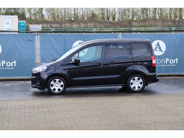 Personenauto ford tourneo benzine 100pk 2017 (marge) - afbeelding 1 van  1