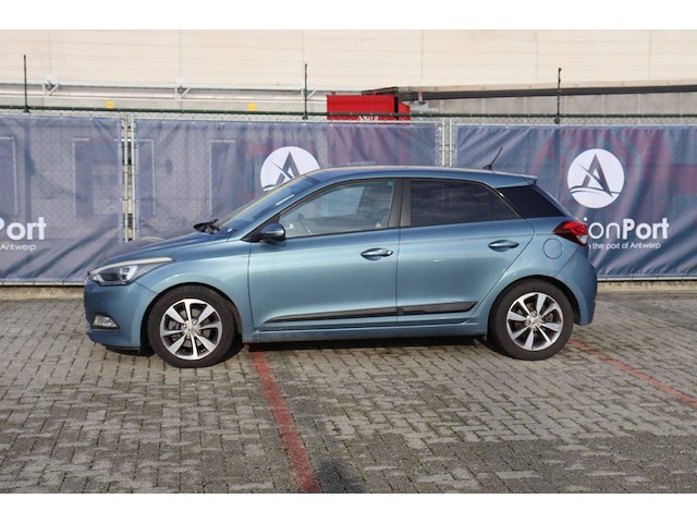 Personenauto hyundai i20 benzine 100pk 2016 (marge) - afbeelding 1 van  1