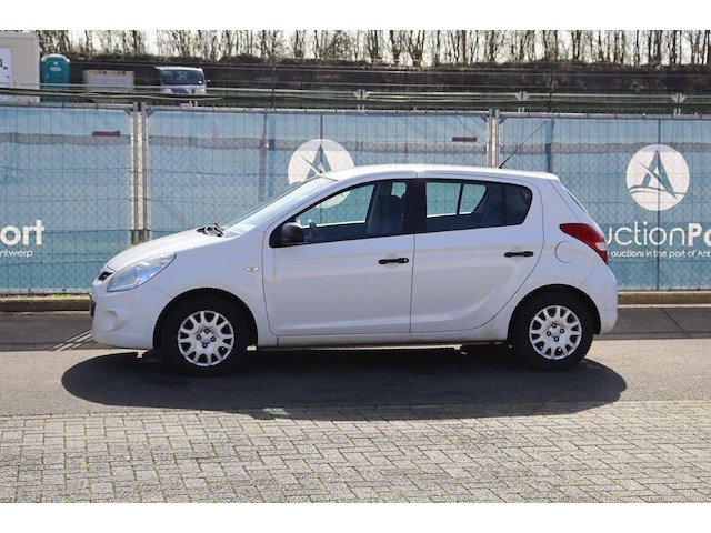Personenauto hyundai i20 benzine 78pk 2012 (marge) - afbeelding 1 van  1