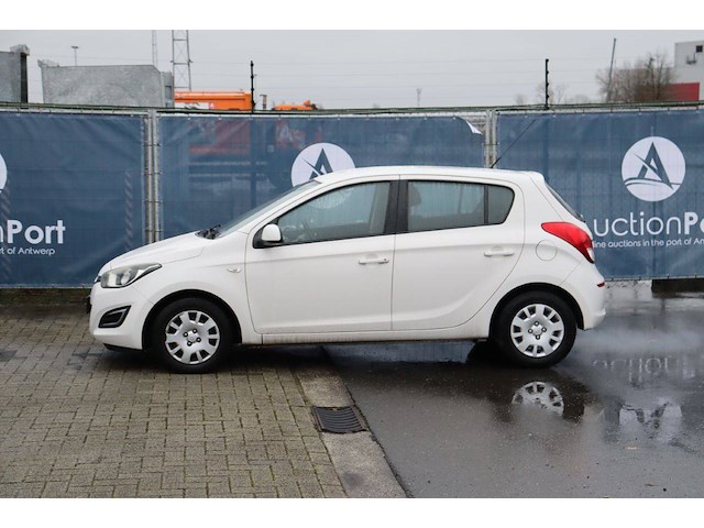 Personenauto hyundai i20 crdi 75pk diesel 2013 (marge) - afbeelding 1 van  1