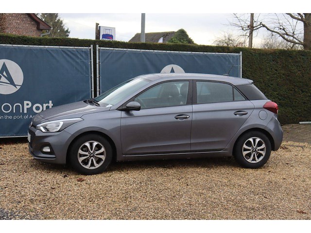 Personenauto hyundai i20 gl benzine 2021 - afbeelding 1 van  1