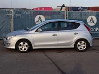 Personenauto hyundai i30 benzine 109pk 2011 (marge) - afbeelding 1 van  1