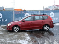 Personenauto hyundai i30 cw blue drive diesel 128pk 2011 (marge) - afbeelding 1 van  1