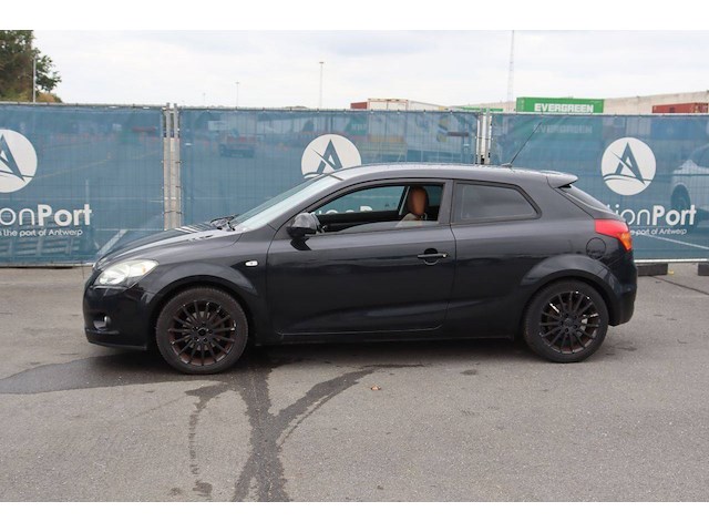 Personenauto kia cee'd benzine 115pk 2009 (marge) - afbeelding 1 van  1