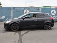 Personenauto kia cee'd benzine 115pk 2009 (marge)