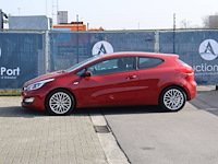 Personenauto kia ceed diesel 110pk 2013 (marge)