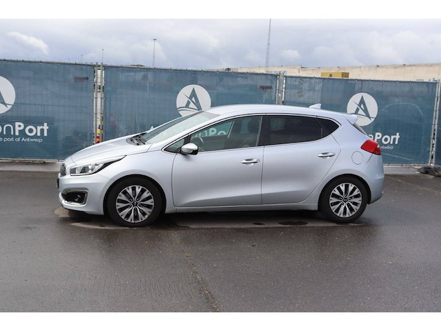 Personenauto kia ceed diesel 110pk 2018 (marge) - afbeelding 1 van  1
