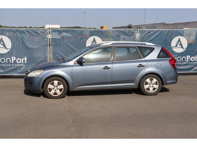 Personenauto kia ceed diesel 115pk 2009 (marge) - afbeelding 1 van  1