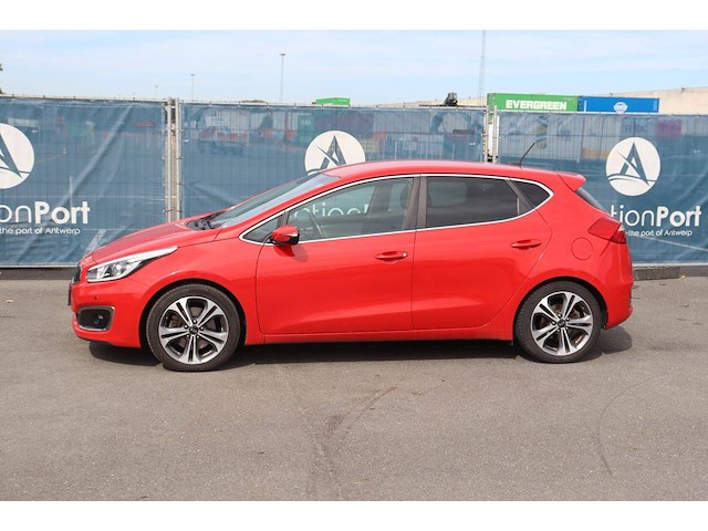 Personenauto kia cee'd diesel 136pk 2016 (marge) - afbeelding 1 van  1