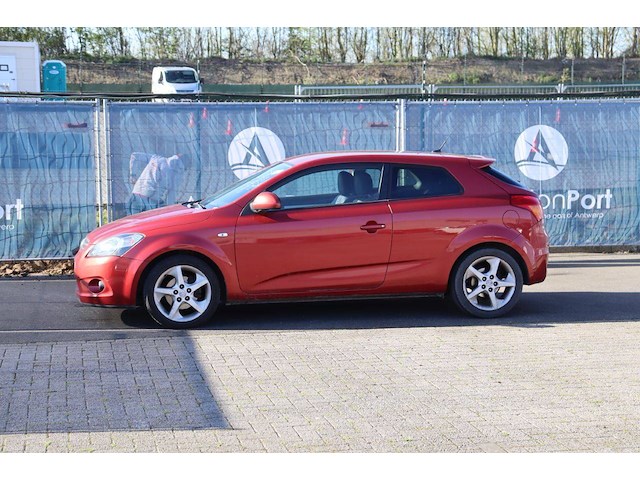 Personenauto kia ceed diesel 90pk 2008 (marge) - afbeelding 1 van  1