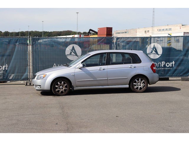 Personenauto kia cerato diesel 104pk 2007 (marge) - afbeelding 1 van  1