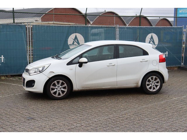 Personenauto kia rio 1.1 crdi attract diesel 2013 75pk (marge) - afbeelding 1 van  1