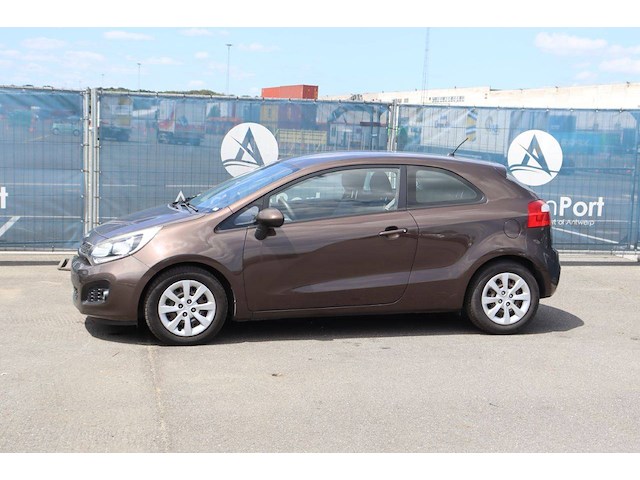 Personenauto kia rio diesel 90pk 2013 (marge) - afbeelding 1 van  1