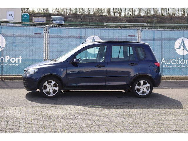 Personenauto mazda 2 benzine 75pk (marge) - afbeelding 1 van  1