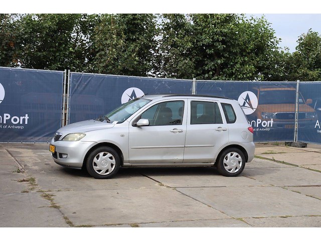 Personenauto mazda 2 benzine 80pk 2003 - afbeelding 1 van  1