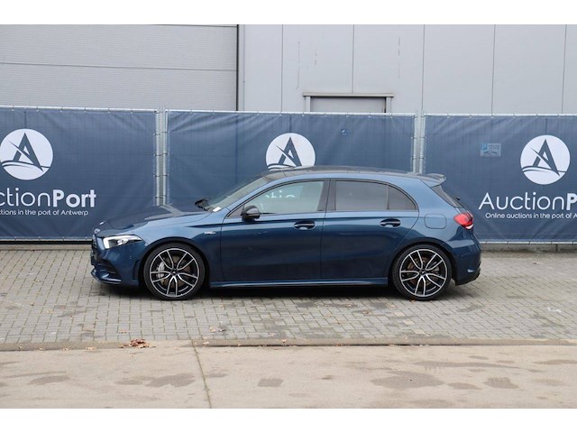 Personenauto mercedes-benz a 35 amg hatchback benzine 2020 - afbeelding 1 van  1