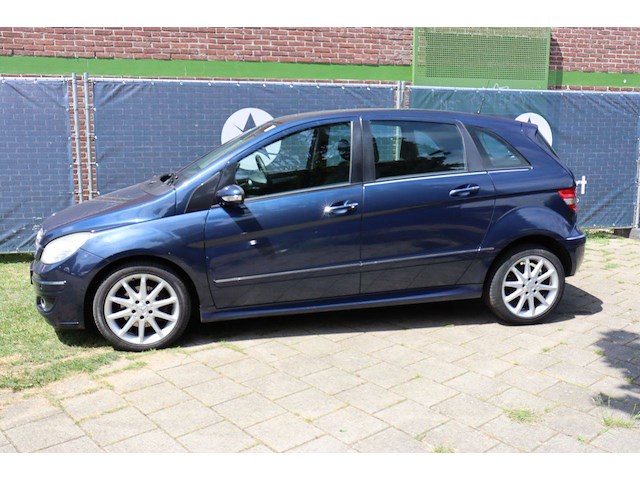 Personenauto mercedes-benz b 200 benzine 136pk 2007 - afbeelding 1 van  1