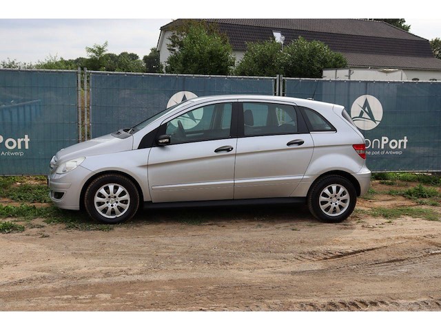 Personenauto mercedes-benz b170 benzine 116pk 2007 - afbeelding 1 van  1