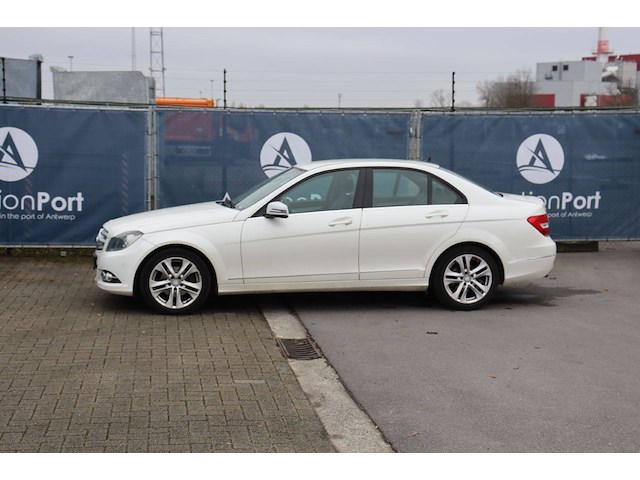 Personenauto mercedes-benz c-classe 200 diesel 136pk 2013 (marge) - afbeelding 1 van  1